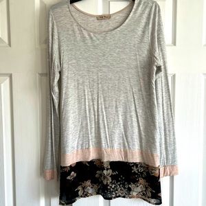 Maternity tunic